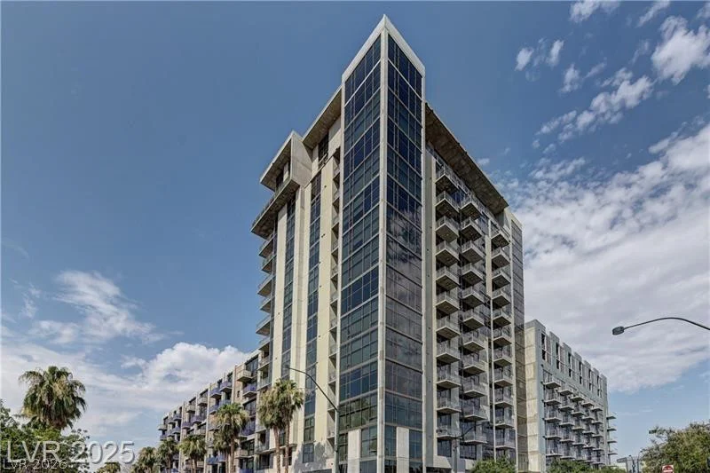 353 Bonneville, Las Vegas, NV 89101