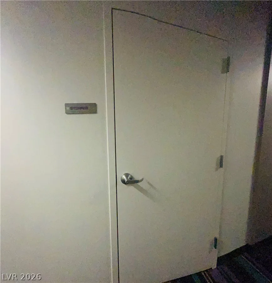 353 Bonneville, Las Vegas, NV 89101