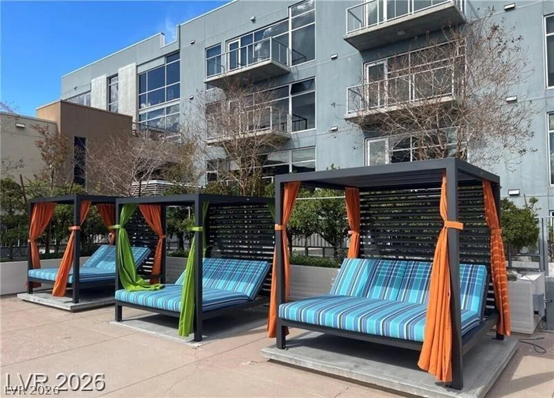 353 Bonneville, Las Vegas, NV 89101