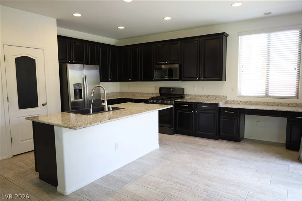 6531 Twin Arrows, Las Vegas, NV 89122