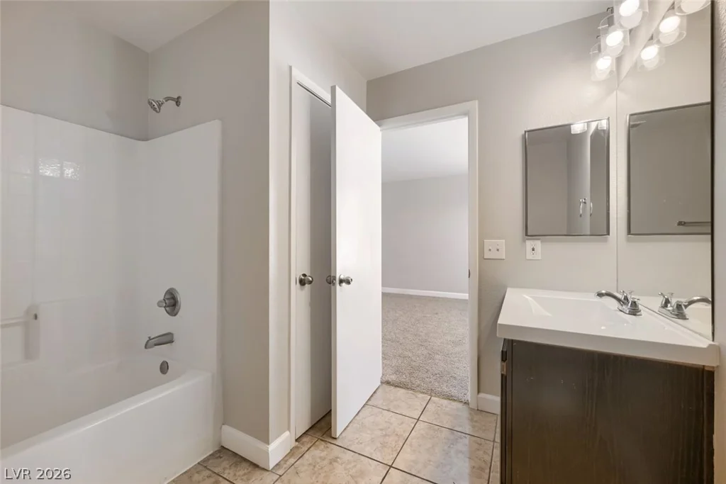 410 Foxvale, North Las Vegas, NV 89032