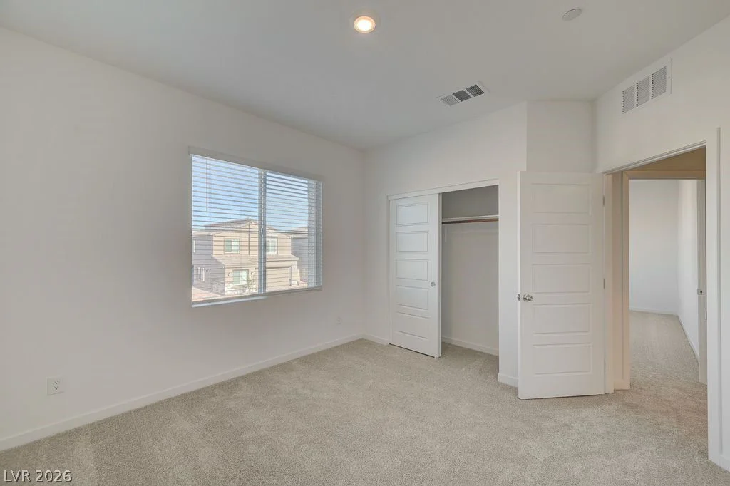 553 Preston Crest, Henderson, NV 89011