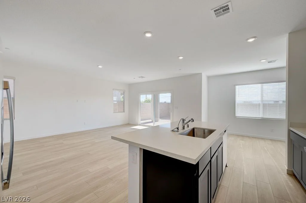 553 Preston Crest, Henderson, NV 89011