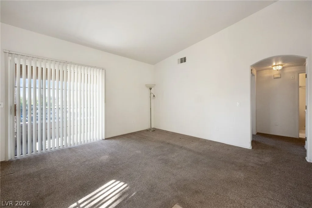 325 Amber Pine, Las Vegas, NV 89144