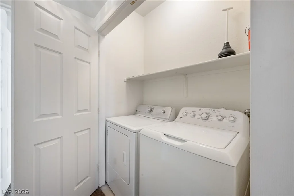 325 Amber Pine, Las Vegas, NV 89144