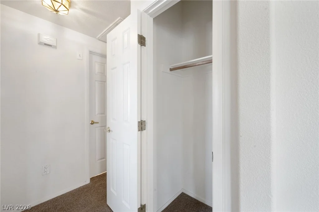 325 Amber Pine, Las Vegas, NV 89144