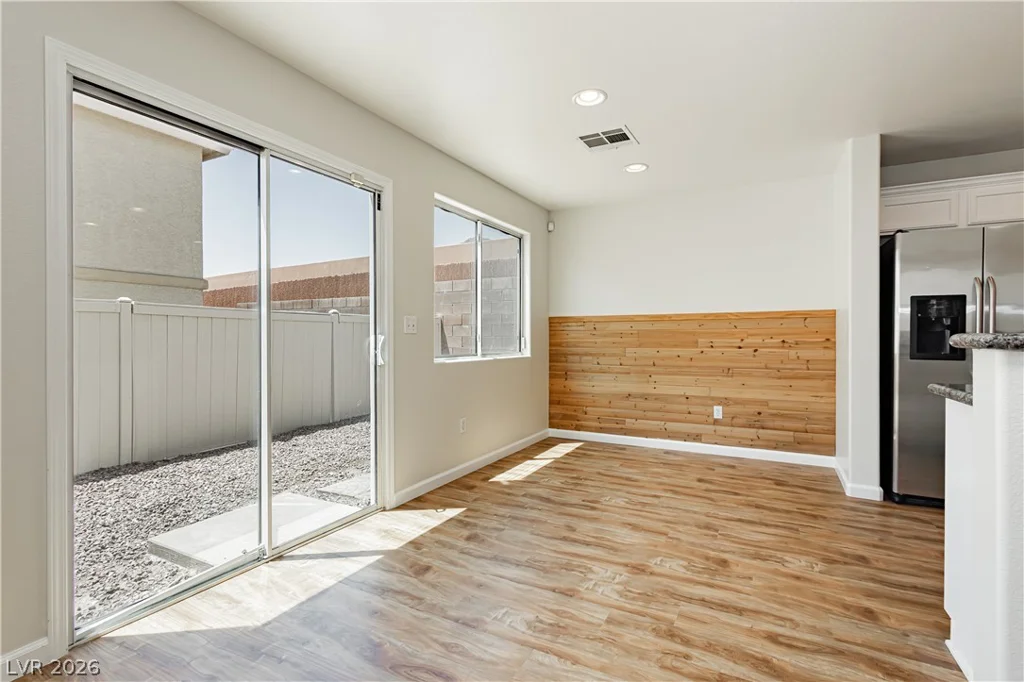 3921 Bayamon, Las Vegas, NV 89129