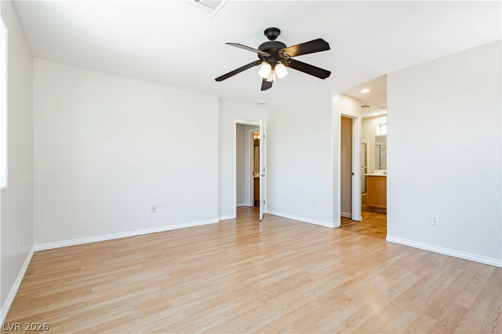 3921 Bayamon, Las Vegas, NV 89129