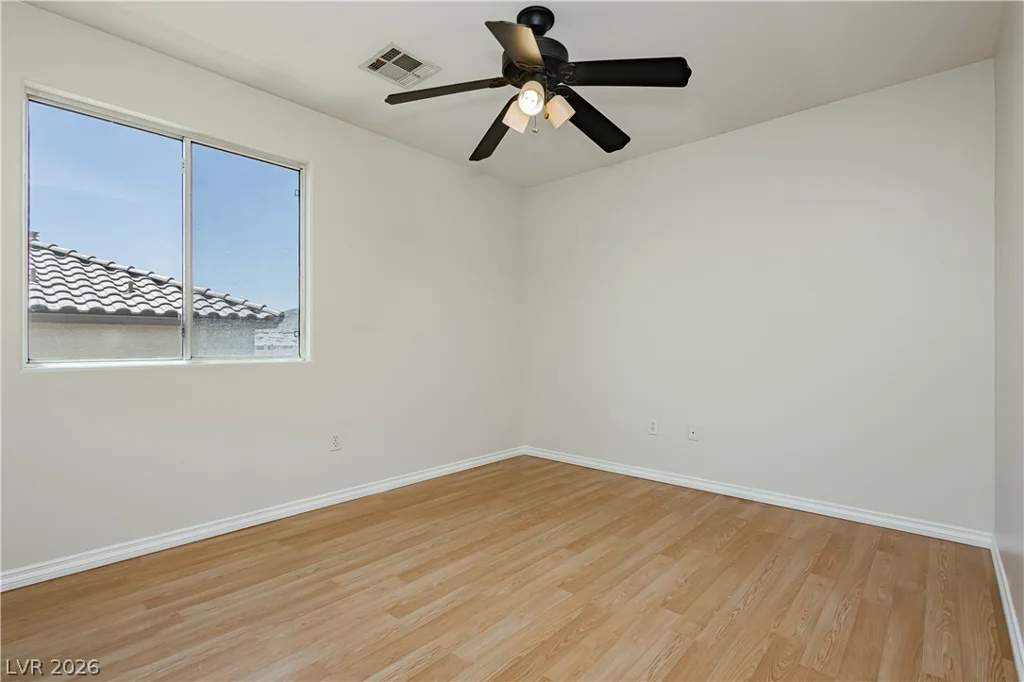 3921 Bayamon, Las Vegas, NV 89129