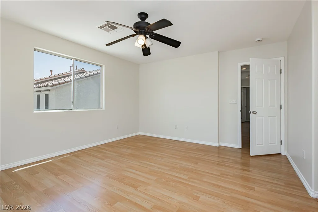 3921 Bayamon, Las Vegas, NV 89129