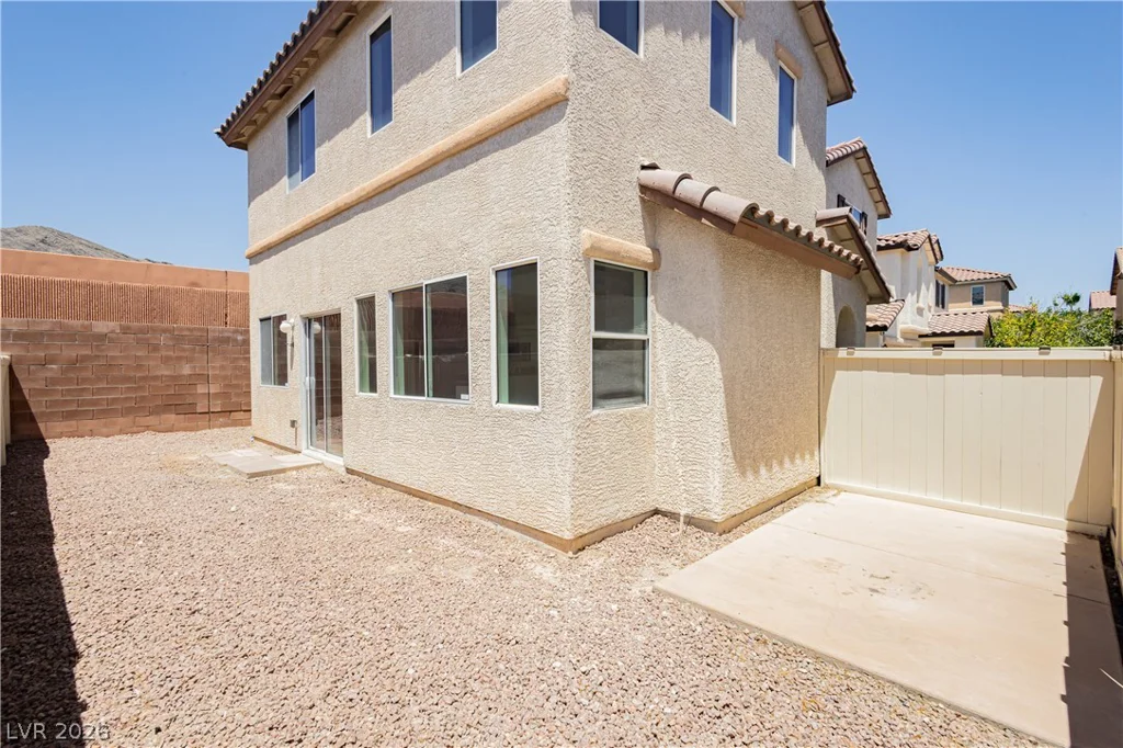 3921 Bayamon, Las Vegas, NV 89129