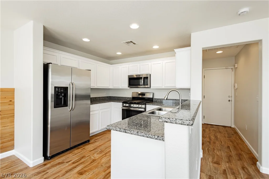 3921 Bayamon, Las Vegas, NV 89129