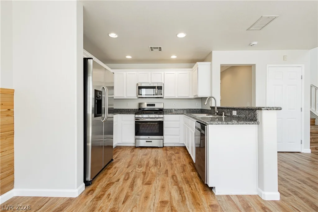 3921 Bayamon, Las Vegas, NV 89129