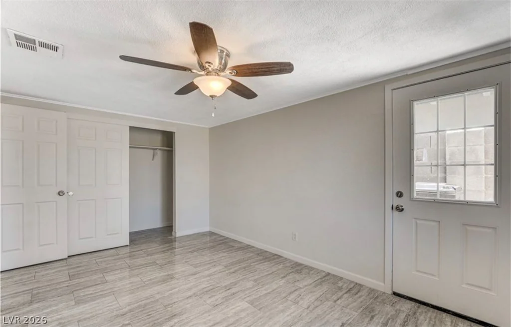 1932 Hassett, Las Vegas, NV 89104
