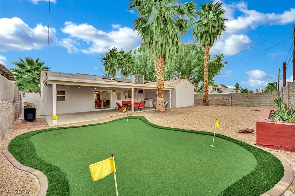 1932 Hassett, Las Vegas, NV 89104