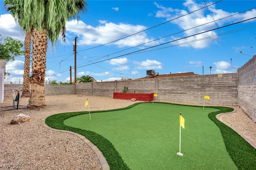 1932 Hassett, Las Vegas, NV 89104