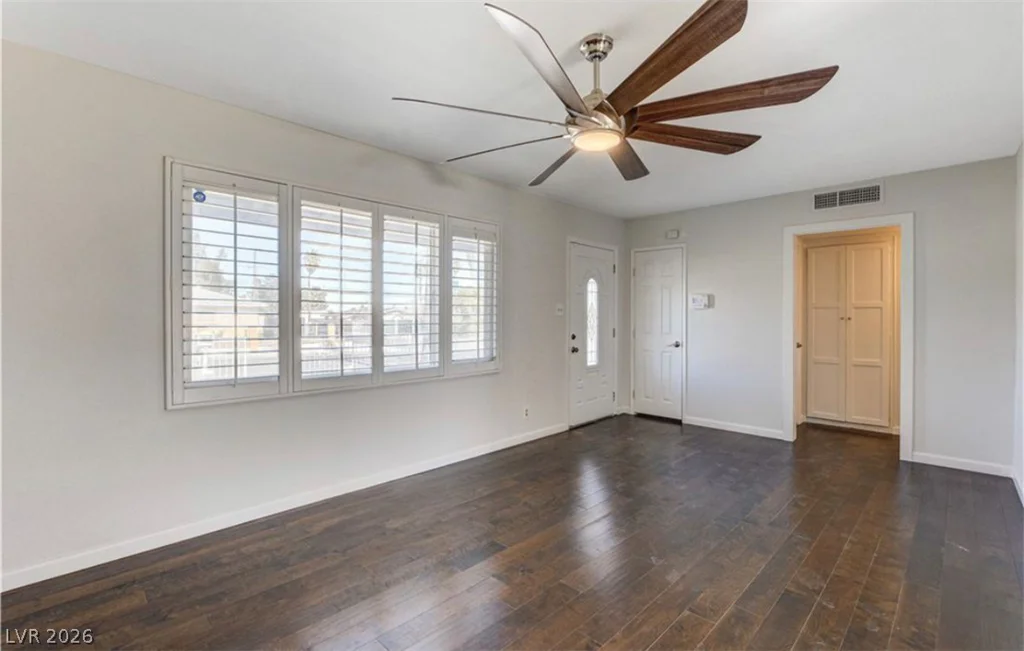 1932 Hassett, Las Vegas, NV 89104