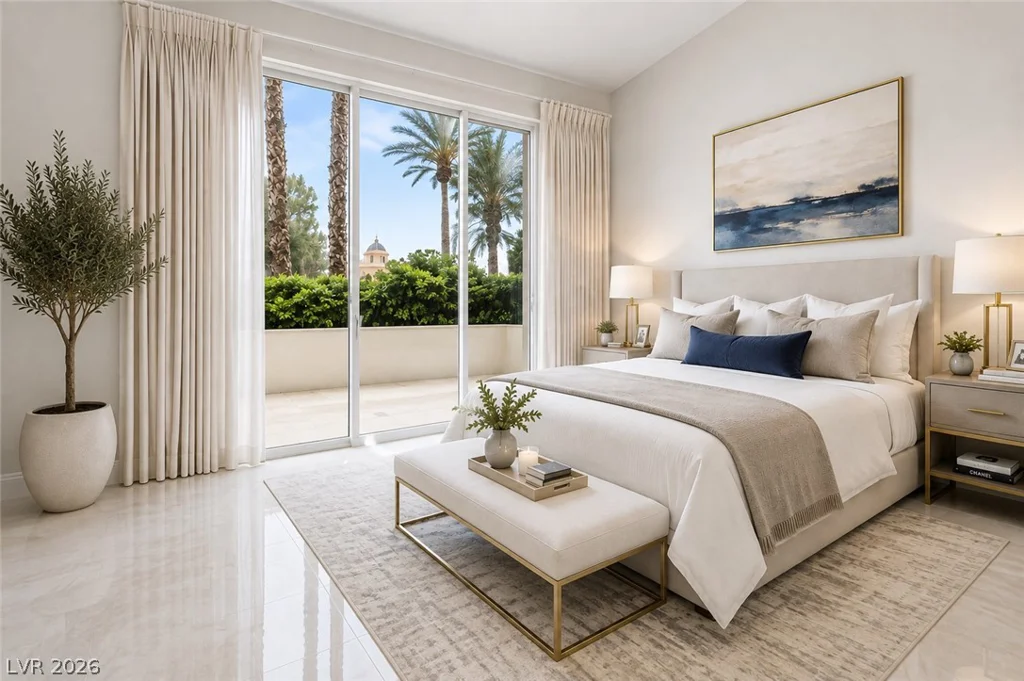 2877 Paradise, Las Vegas, NV 89109
