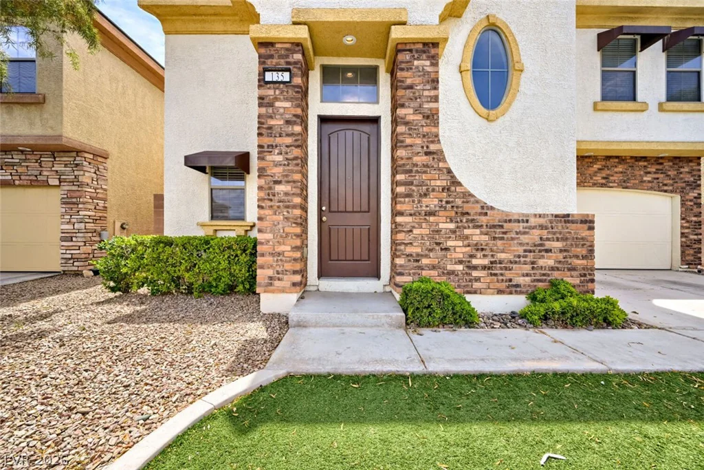 135 Tilbury, Las Vegas, NV 89123