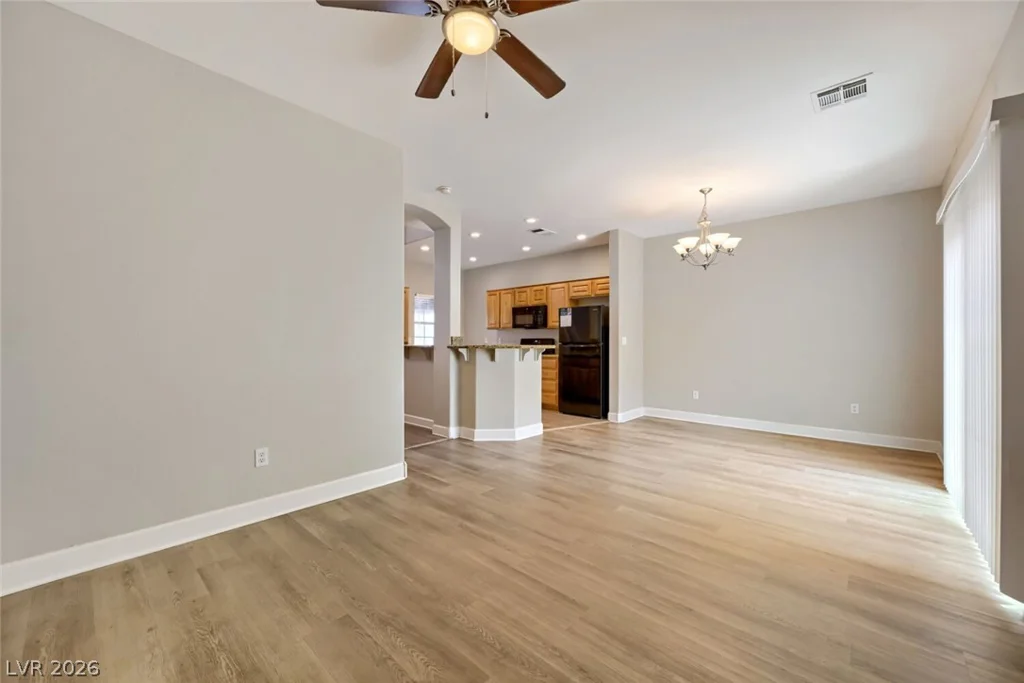 135 Tilbury, Las Vegas, NV 89123