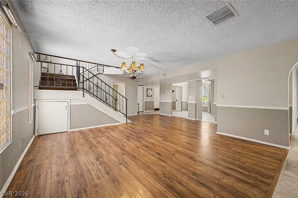 3979 Salisbury, Las Vegas, NV 89121