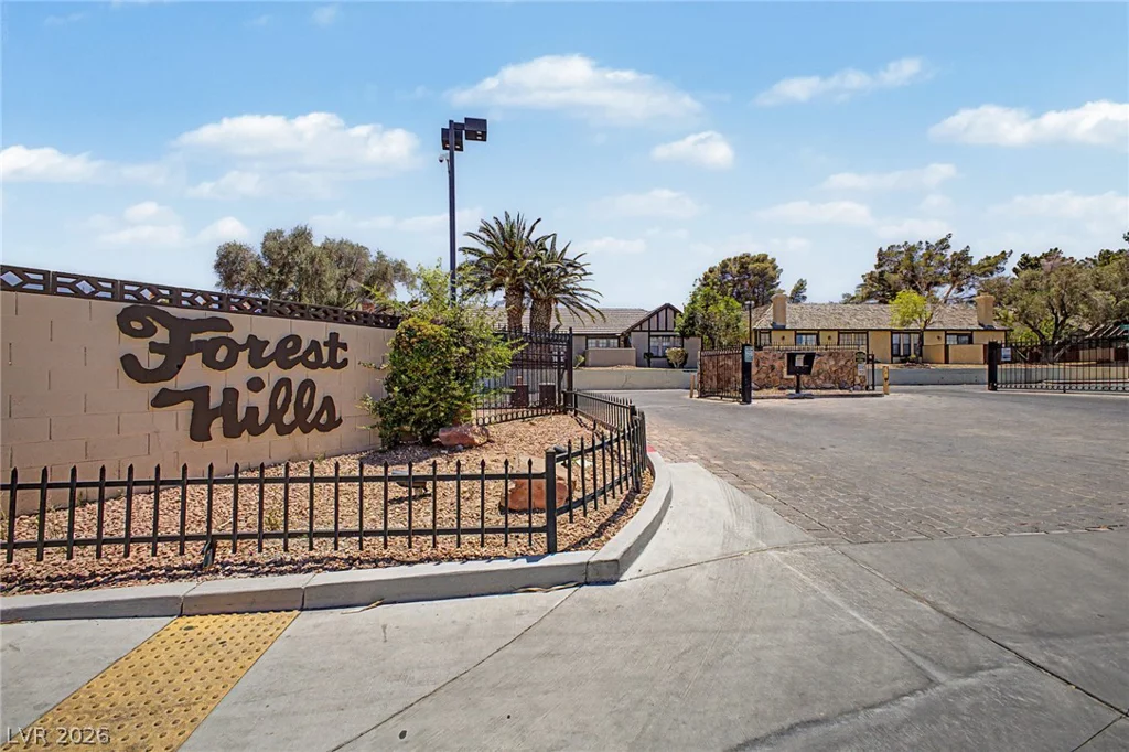 3979 Salisbury, Las Vegas, NV 89121