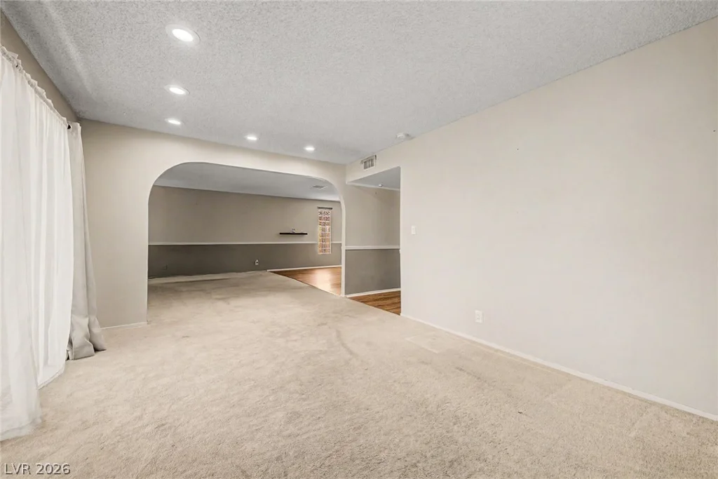 3979 Salisbury, Las Vegas, NV 89121