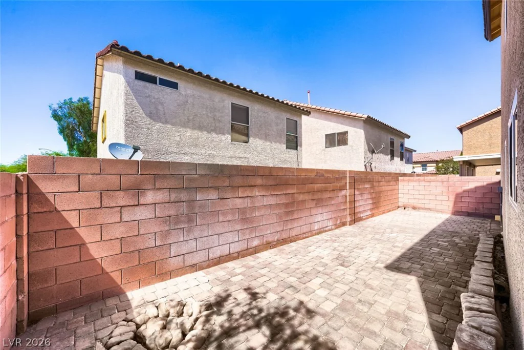 102 Masserta, Las Vegas, NV 89183