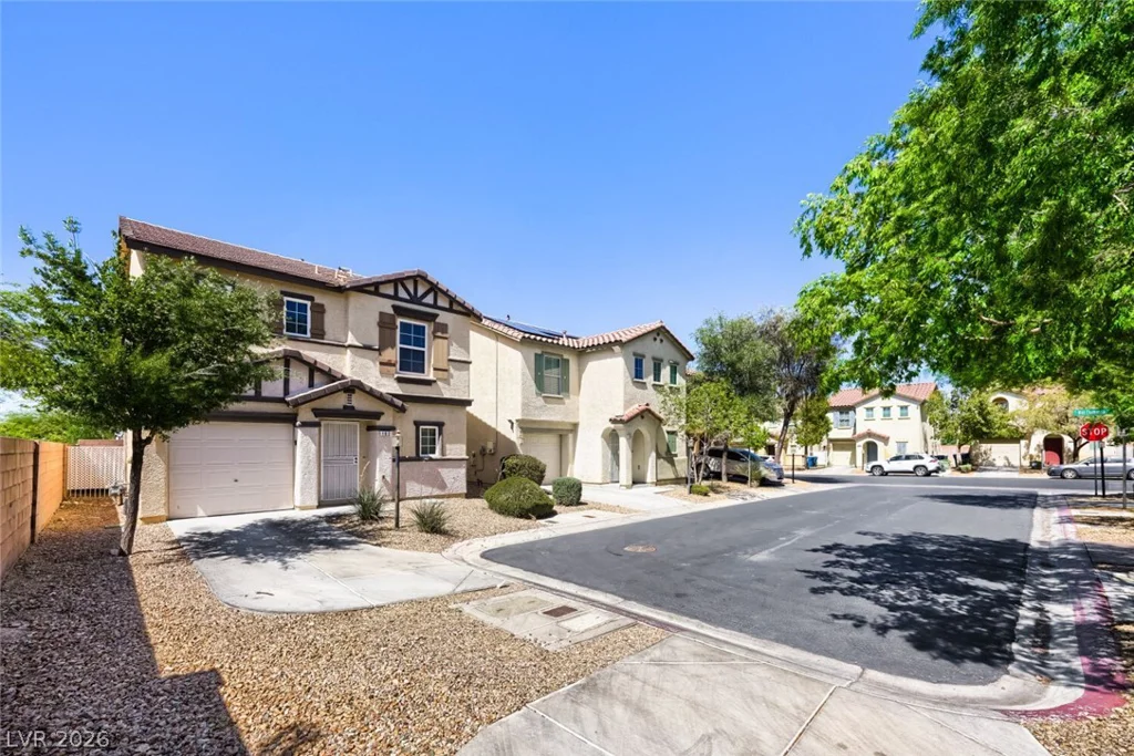 102 Masserta, Las Vegas, NV 89183