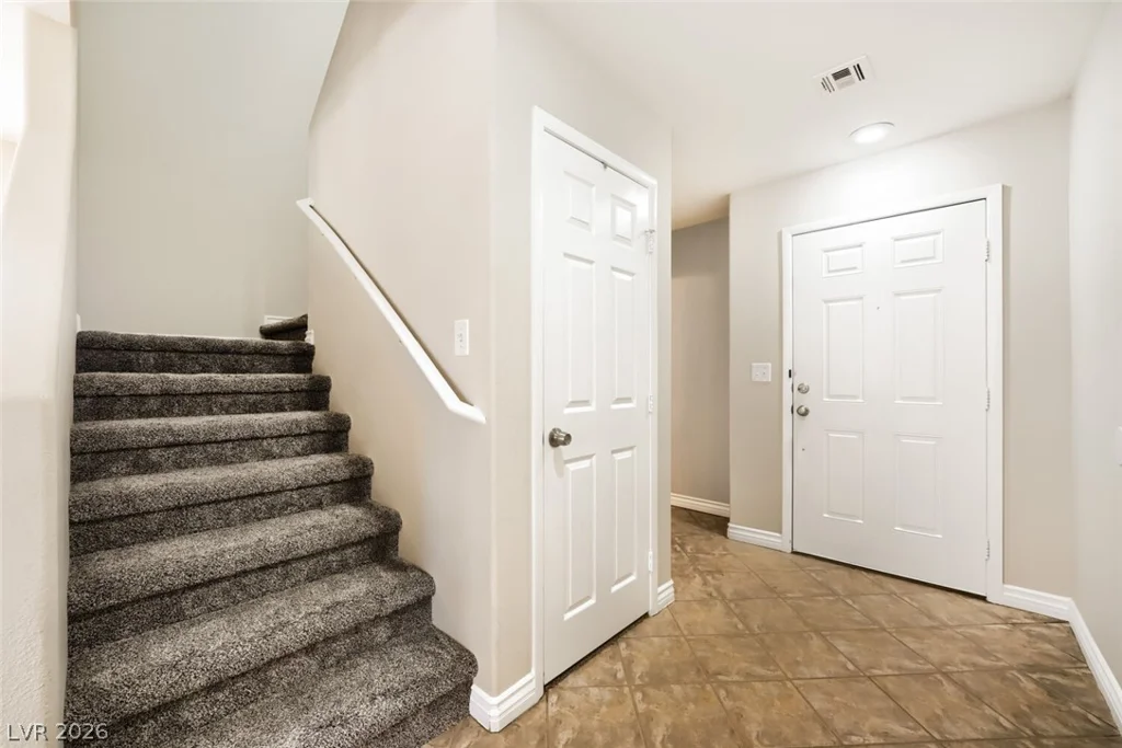 102 Masserta, Las Vegas, NV 89183
