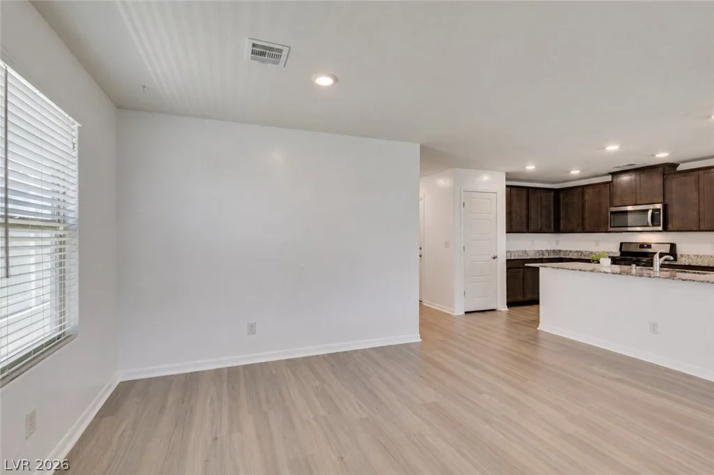 621 El Gusto, North Las Vegas, NV 89081