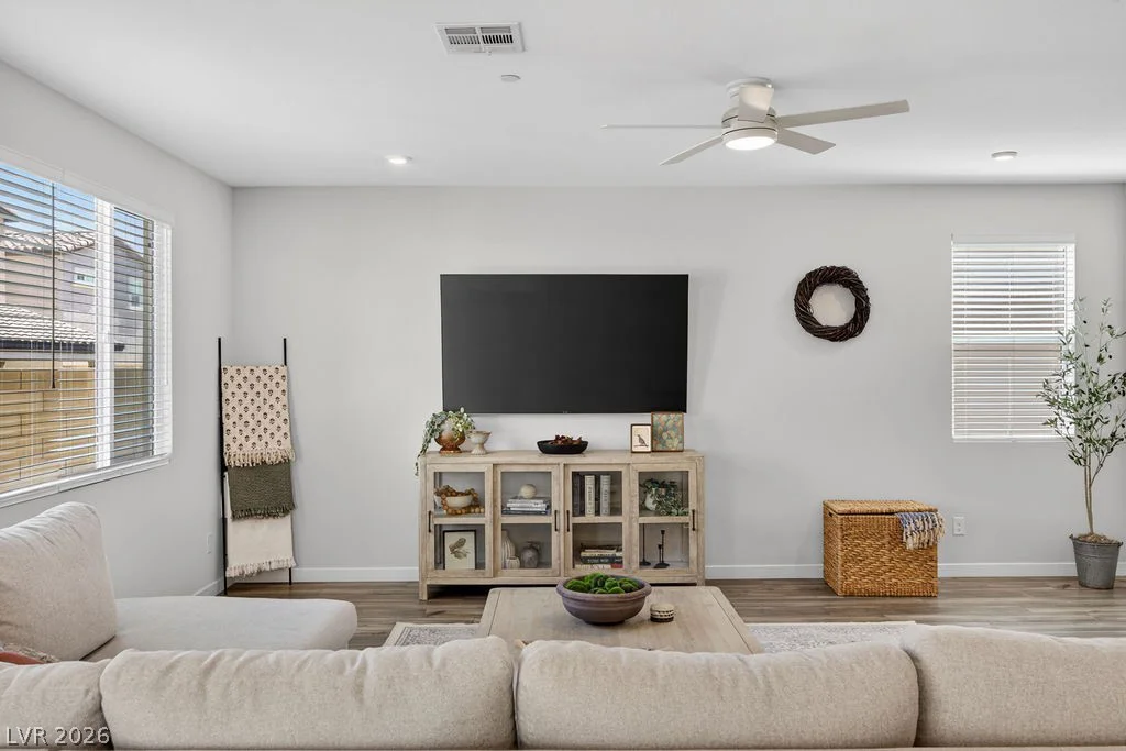 10662 Carnes, Las Vegas, NV 89166