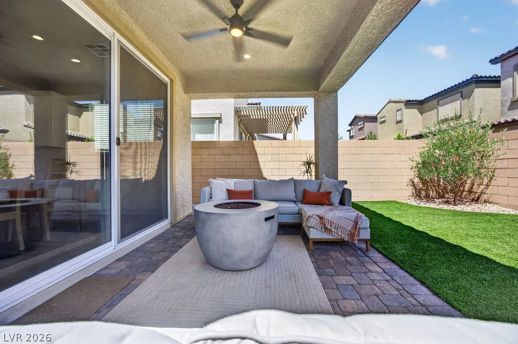 10662 Carnes, Las Vegas, NV 89166