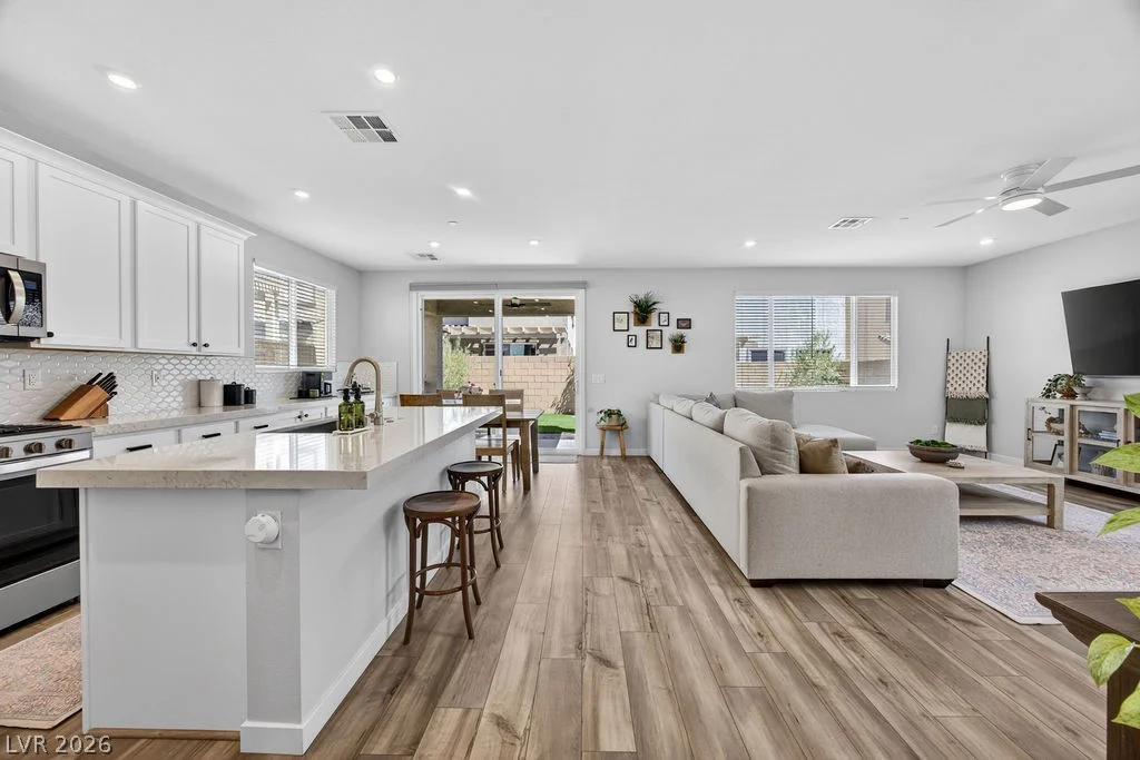 10662 Carnes, Las Vegas, NV 89166