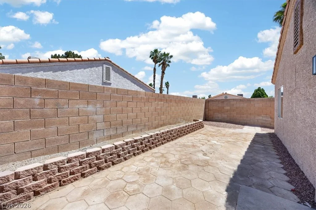 2116 Calm Sea, Las Vegas, NV 89106