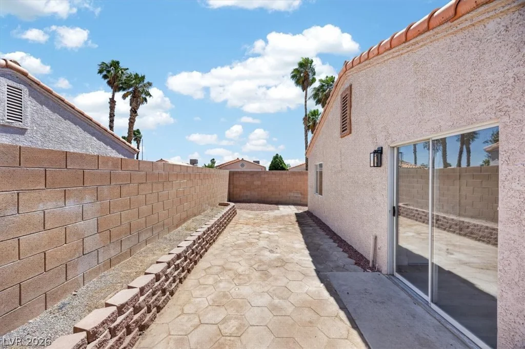 2116 Calm Sea, Las Vegas, NV 89106
