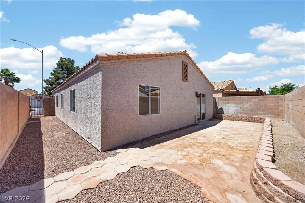 2116 Calm Sea, Las Vegas, NV 89106