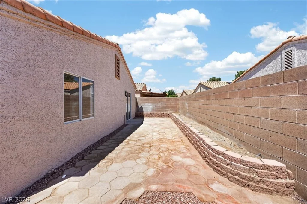 2116 Calm Sea, Las Vegas, NV 89106
