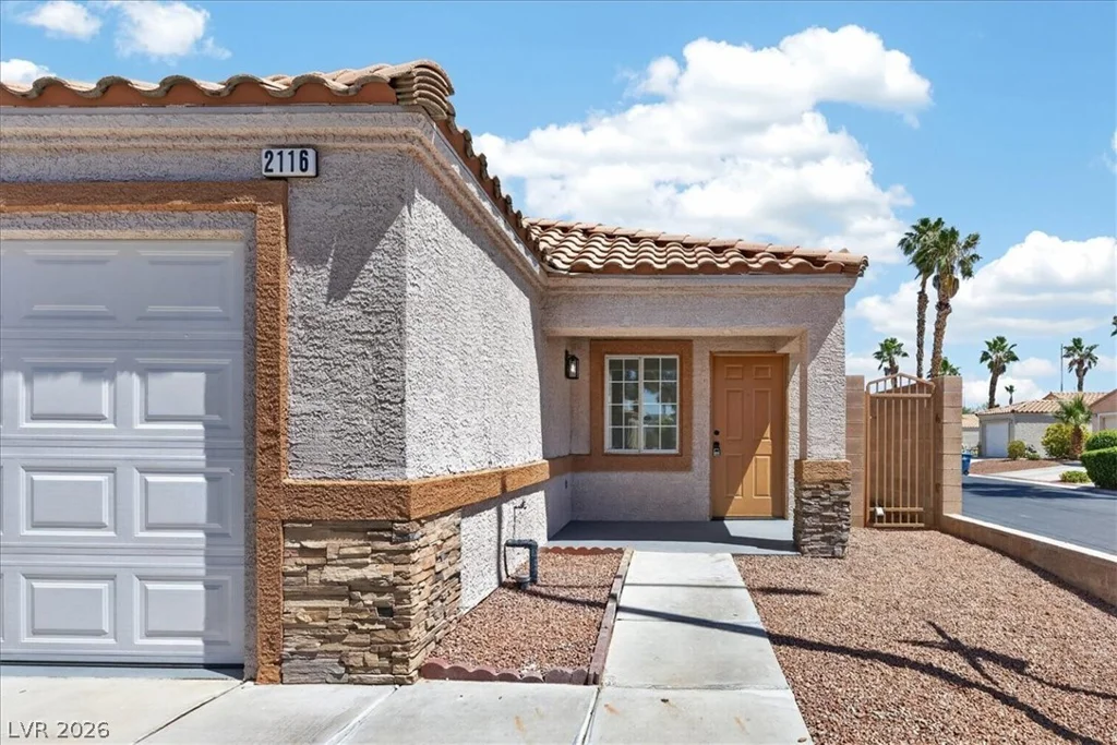 2116 Calm Sea, Las Vegas, NV 89106