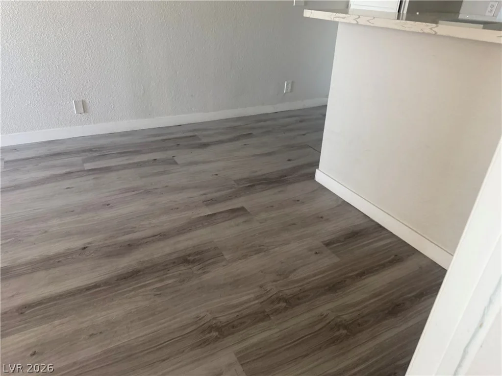 1381 University, Las Vegas, NV 89119