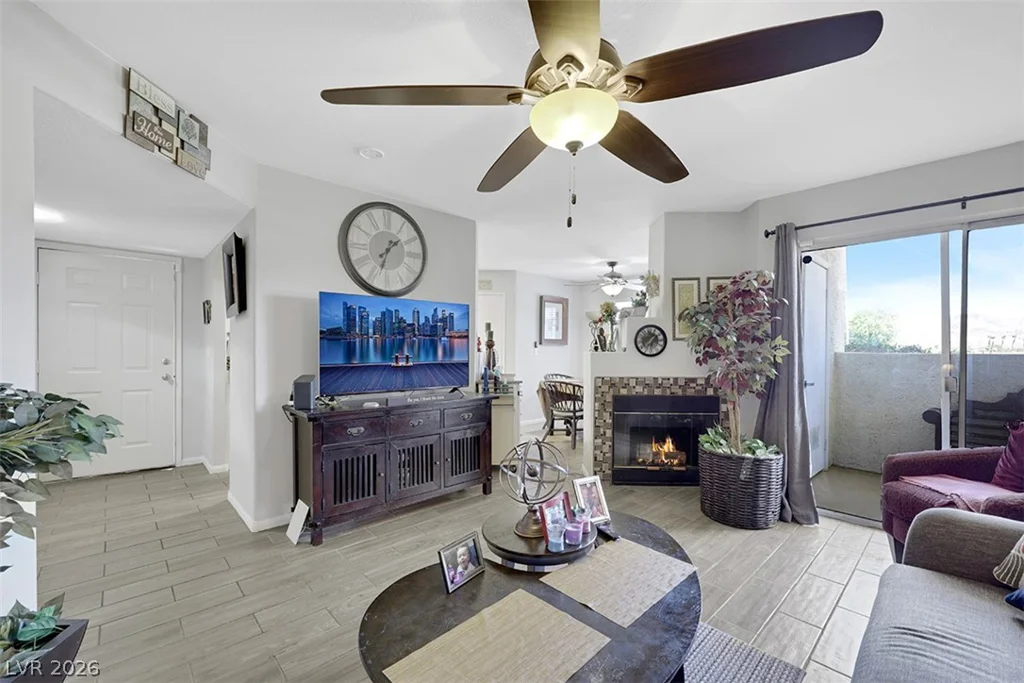 698 Racetrack, Henderson, NV 89015