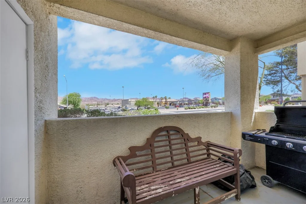 698 Racetrack, Henderson, NV 89015