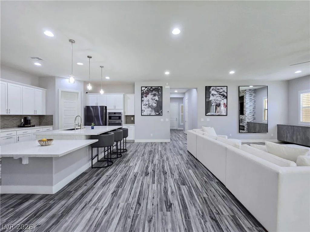 351 Dandelion Brook, Las Vegas, NV 89148