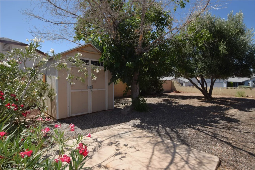 174 Emden, Henderson, NV 89015
