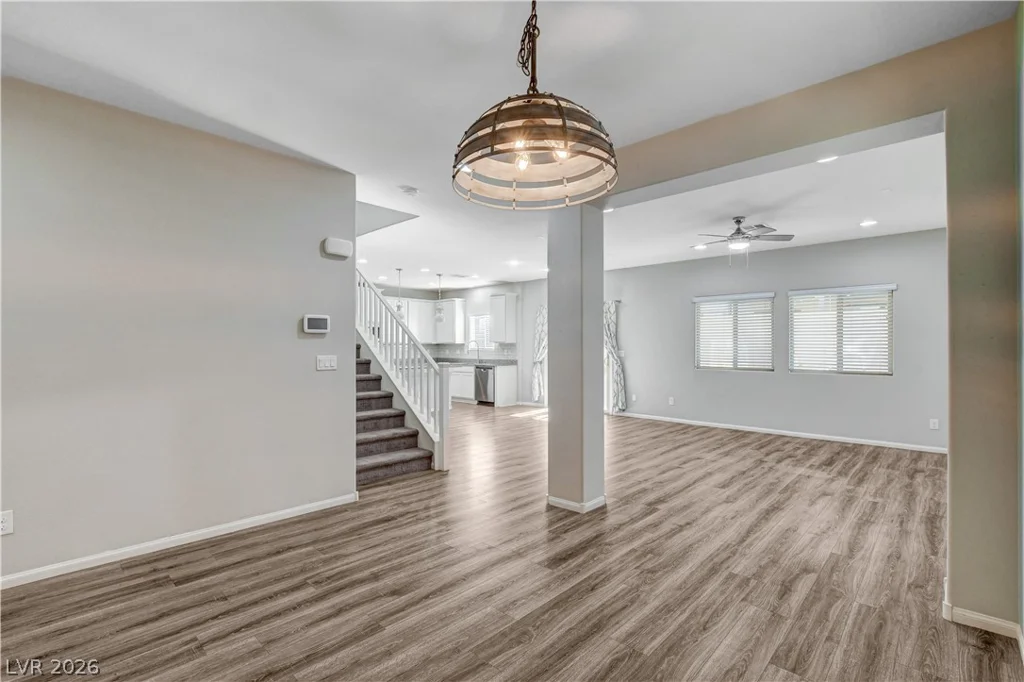 8355 Cozumel Creek, Las Vegas, NV 89113