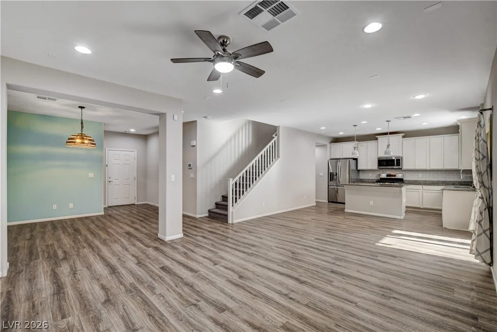 8355 Cozumel Creek, Las Vegas, NV 89113