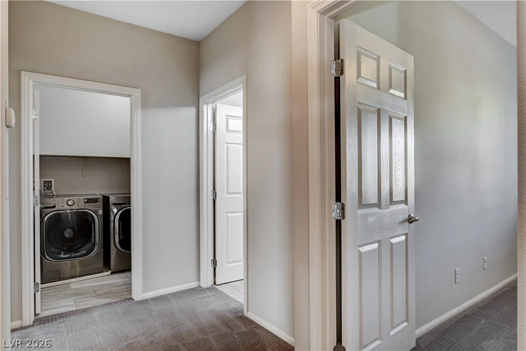 8355 Cozumel Creek, Las Vegas, NV 89113