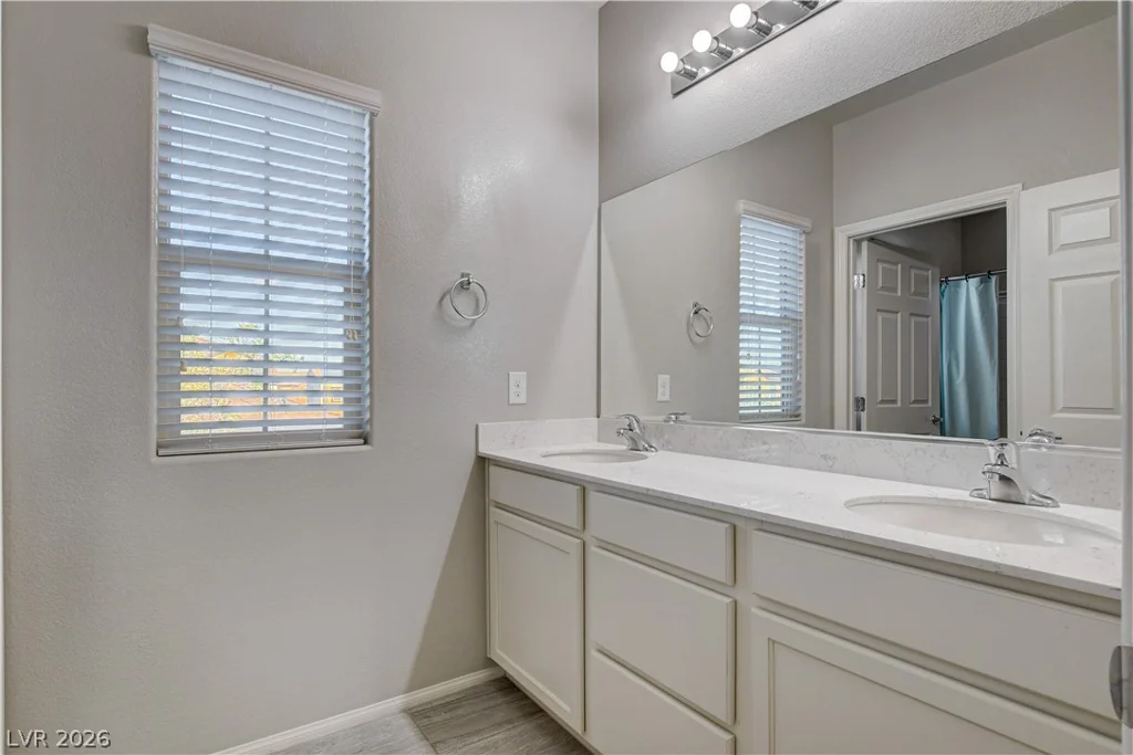 8355 Cozumel Creek, Las Vegas, NV 89113