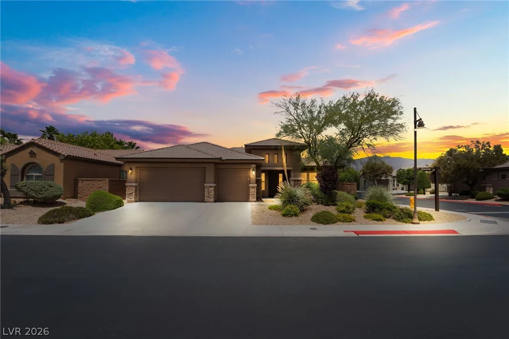 3412 Fledgling, North Las Vegas, NV 89084