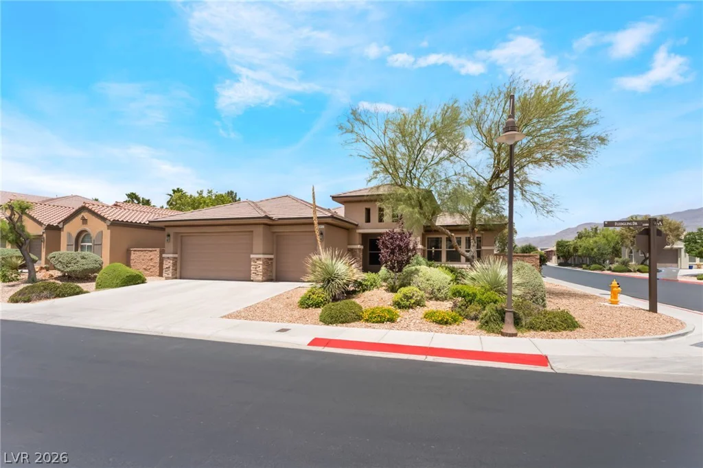 3412 Fledgling, North Las Vegas, NV 89084